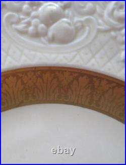 11 Crown Ducal Elegant Gold Accented Embossed Rim Shape A Dinner Plates