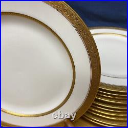 11 Vintage Hutschenreuther Selb LHS Bavaria Gold Encrusted 10 Dinner Plates
