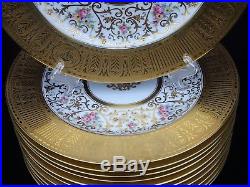 12 EXQUISITE CROWN SUTHERLAND GOLD ENCRUSTED DINNER PLATES With FLORAL MOTIF 2899