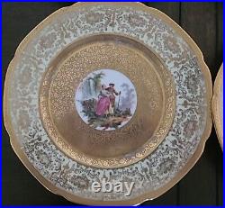 12 Royal Hutschenreuther Selb Bavaria Dinner Plates 24k Coin Gold China 10.5