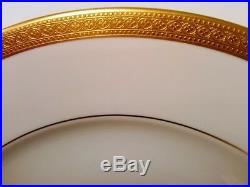 12 Service / Dinner Plates Gold Encrusted Syracuse China Bracelet Pattern Lovely