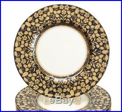 12 Wedgwood Porcelain Dinner Plates, circa 1910. Black and Gold Designs