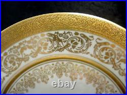 14 Elegant Chateau Gold Encrusted China Czechoslovakia Service Dinner Plates