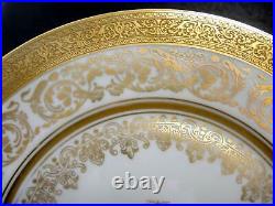 14 Elegant Chateau Gold Encrusted China Czechoslovakia Service Dinner Plates