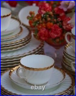 48pc MINTON GOLD ROSE DINNER SETTING FOR 8 people PLATES CUPS ENGLAND MINT Con