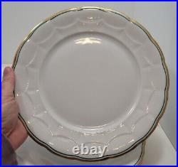 5 Vintage Hutschenreuther Selb White/Green/Gold 10 Dinner Plates Scalloped 1930