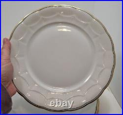 5 Vintage Hutschenreuther Selb White/Green/Gold 10 Dinner Plates Scalloped 1930
