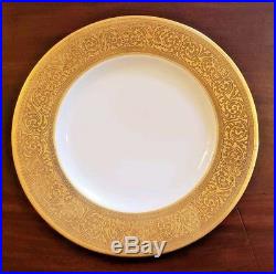 6 Antique LHS Hutschenreuther Selb Bavaria Gold Encrusted 10 3/4 Dinner Plates