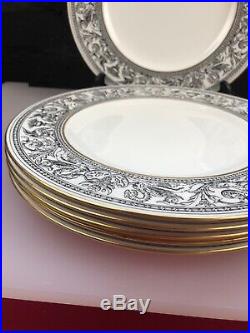 6 x Wedgwood Black / Gold W4312 Florentine Dinner Plates 27.5 cm Wide Set