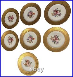 7 Royal Bavarian Hutschenreuther Selb Bavaria Gold Encrusted Dinner Plates