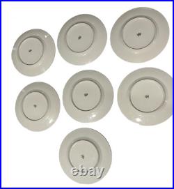 7 Royal Bavarian Hutschenreuther Selb Bavaria Gold Encrusted Dinner Plates 7 Royal Bavarian Hutschenreuther Selb Bavaria Gold Encrusted Dinner Plates