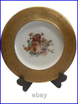 7 Royal Bavarian Hutschenreuther Selb Bavaria Gold Encrusted Dinner Plates