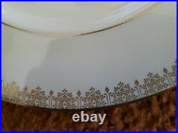 8 Royal Doulton Gold Lace 10 5/8 Dinner Plates