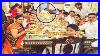 Amitabh-Bachchan-Having-Dinner-In-Gold-Plates-With-Kalyan-Jewellers-Family-01-rd