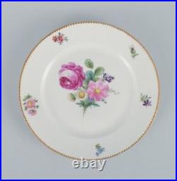 B&G, Bing & Grondahl Saxon flower. Four dinner plates decorated with flowers