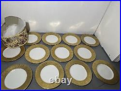 Bavaria Hutschenreuther Selb Dinner Plates 12 + Gold Trim Case 10 3/4 FLAWED