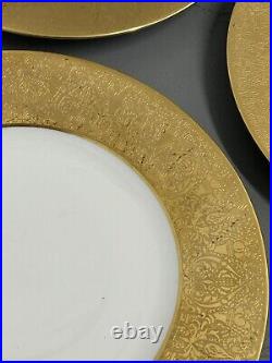 Bavaria Hutschenreuther Selb Dinner Plates 12 + Gold Trim Case 10 3/4 FLAWED