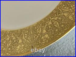 Bavaria Hutschenreuther Selb Dinner Plates 12 + Gold Trim Case 10 3/4 FLAWED