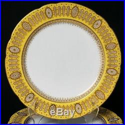 Beautiful Set of 10 Royal Worcester Porcelain Yellow Gold Dinner Cabinet Plates