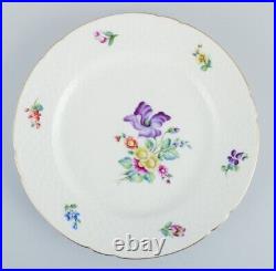 Bing & Grøndahl, Saxon Flower, set of four porcelain dinner plates with flowers