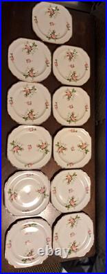 Canonsburg The Hallmark of Quality 22 Karat Gold Trim 7.5 Square Plates Roses