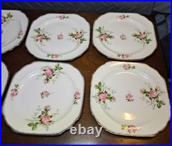 Canonsburg The Hallmark of Quality 22 Karat Gold Trim 7.5 Square Plates Roses