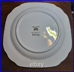 Canonsburg The Hallmark of Quality 22 Karat Gold Trim 7.5 Square Plates Roses