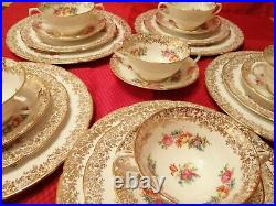 Collingwoods China Dinner Service 23 pieces, 5 place setting vintage