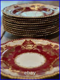Davis Collamore Copeland Gilded Red Dinner Plates (Set of 11) Davis Collamore Copeland Gilded Red Dinner Plates (Set of 11)