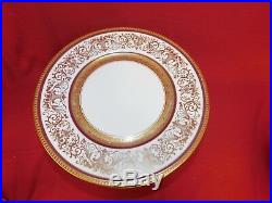 De Luxe Decorating Works 10 3/4 Dinner Plates Gold Czechoslovakian Set of 12