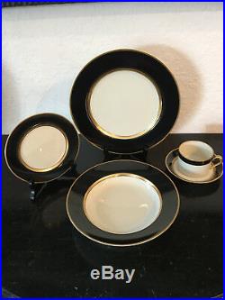 FITZ AND FLOYD CHINA RENAISSANCE BLACK/BUFF withGOLD5 PC PLACE SET
