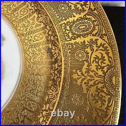 Heinrich Co. Selb Bavaria Gold Encrusted Rose Center Dinner Plate Set of 6