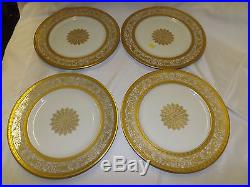 Heinrich H & C Bavaria Heavy Gold Encrusted Center Medallion 12 Dinner Plates