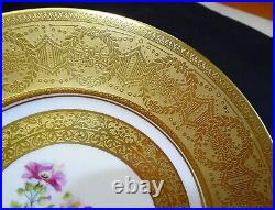 Hutschenreuther Bavaria 6 Dinner Plates Heavy Embossed Gold withFloral Center