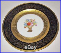 Hutschenreuther Royal Bavarian, Gold Encrusted Cobalt Blue, Dinner Plate 10 3/4