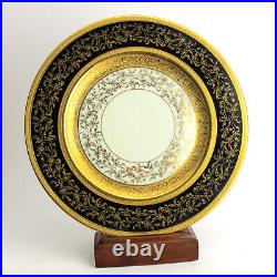 Hutschenreuther Royal Bavarian Set of 12 Dinner Plates Black Gold Encrusted Selb