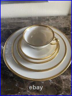 Lenox Vintage Tuxedo Gold Four Place Settings / 19 Pcs