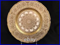 Lenox porcelain Gold Encrusted Dinner /service Plate. 10.5 diameter, #1445/H390A