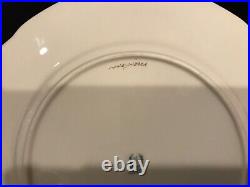 Lenox porcelain Gold Encrusted Dinner /service Plate. 10.5 diameter, #1445/H390A