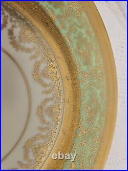 Lot Of 13 Heinrichs Selb 22k Gold Green Encrusted 11 Dinner Plates Bavarian