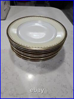 Lot Of 8 Gold Rimmed Dinner Plates Higgins and Seiter New York, Austria