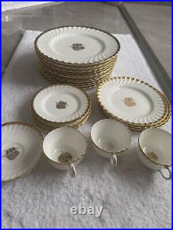 MINTONS Tiffany & Co Gold Scalloped Crocus Dinner Set