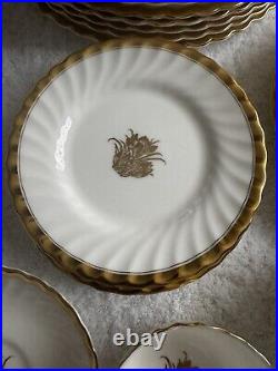 MINTONS Tiffany & Co Gold Scalloped Crocus Dinner Set