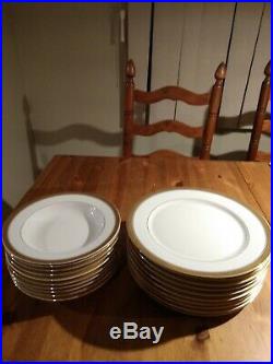 Mikasa Fine China Palatial Gold Set Of 10 Dinner Plates and 10 Soup Bowls