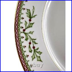 Mikasa Holiday Traditions Dinner Plates Set of 4 Holly Berry Gold Trim Porcelain