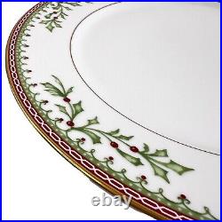 Mikasa Holiday Traditions Dinner Plates Set of 4 Holly Berry Gold Trim Porcelain