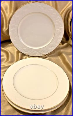 NEW Noritake Halls of Ivy GOLD Dinner Plates 3-Piece Raised Leaves Border Ivory