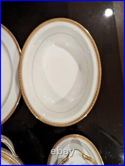 Noritake China Richmond Gold Rim Dinner Set 6124 91 Pieces