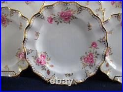 ROYAL CROWN DERBY ROYAL PINXTON ROSES A1155 (c. 1978) DINNER PLATE- EXCELLENT