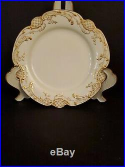 Rare Minton Raised Gold Encrusted Feathered Scalloped 10 Dinner Plates